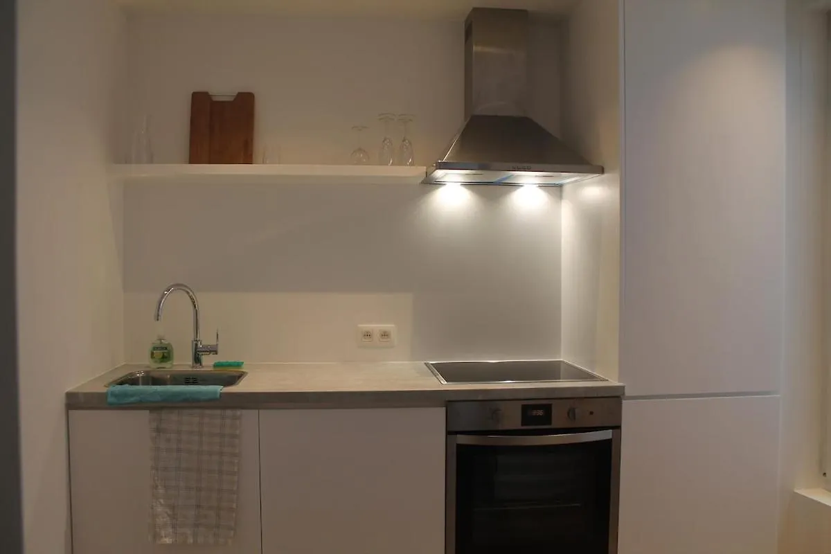 Cozy Central Apartment With Cathedral View On The 3Rd Floor Antverpy