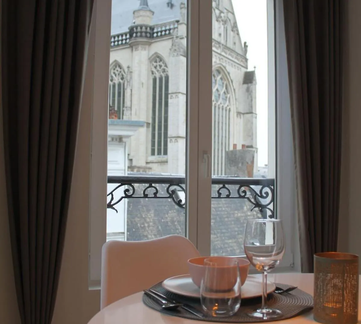 Cozy Central Apartment With Cathedral View On The 3Rd Floor Antverpy Belgie