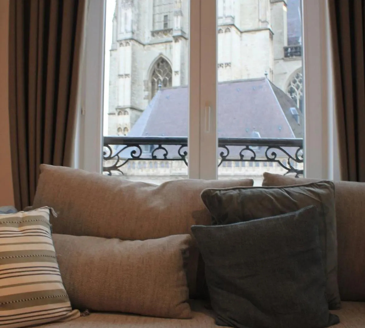 Cozy Central Apartment With Cathedral View On The 3Rd Floor Antwerp